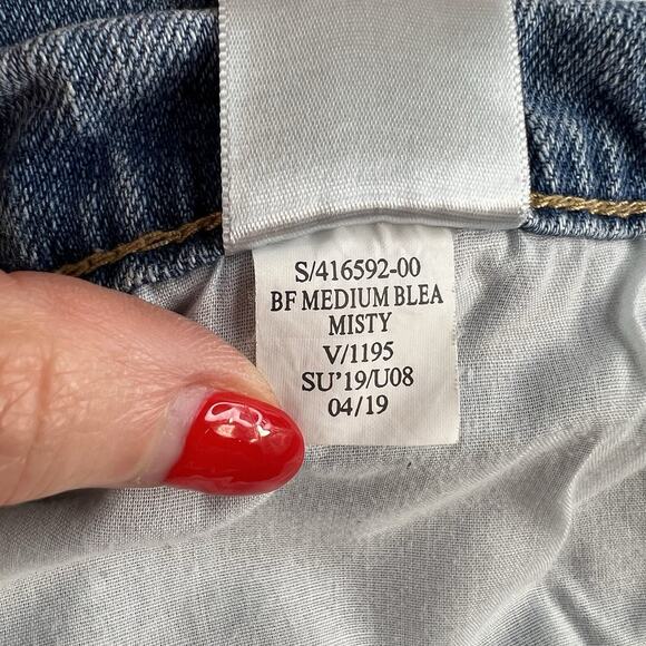 Old Navy Sz 16 Boyfriend Straight Jeans Mid Rise Bleach Spots Light Wash Stretch - Picture 11 of 16